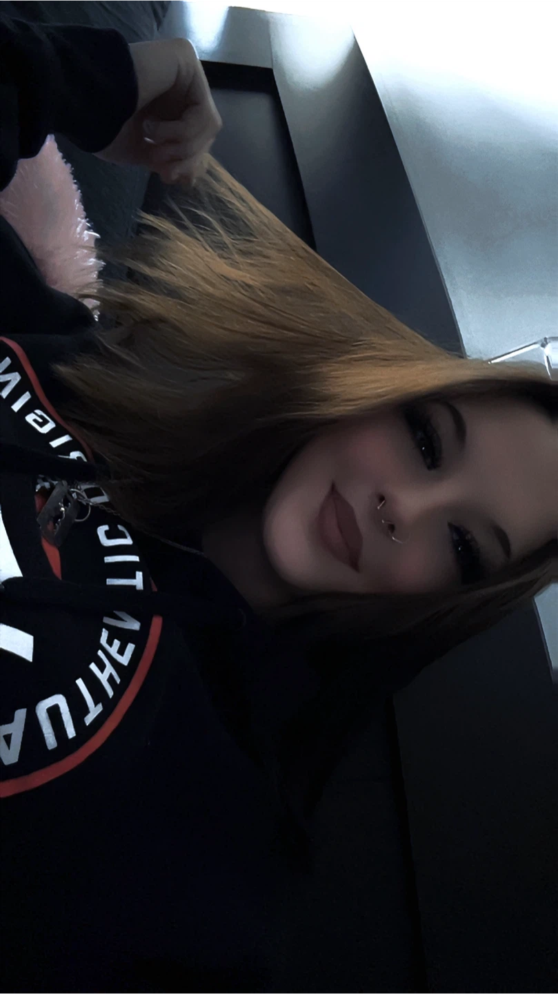 Lindsey profile