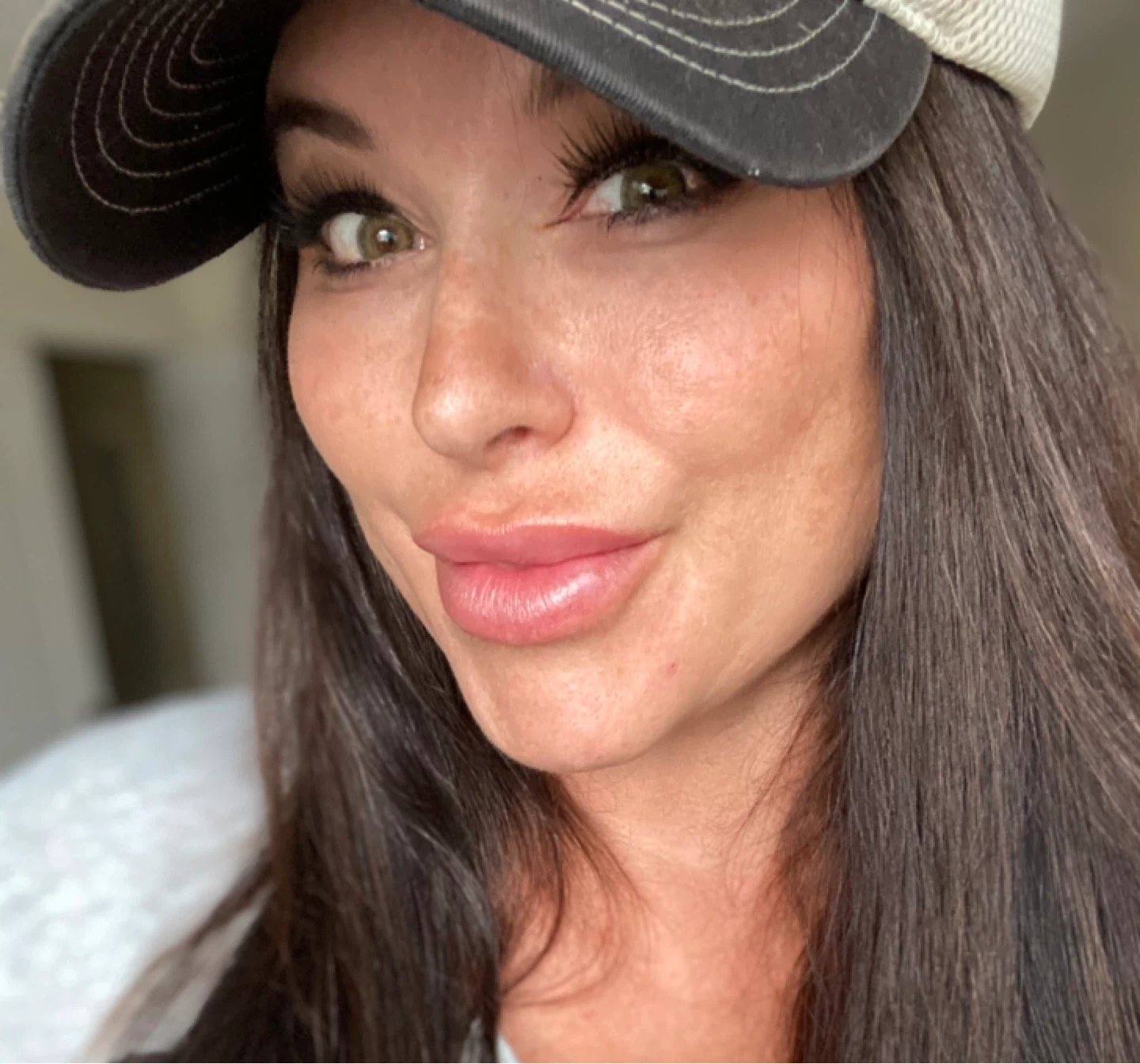MJ