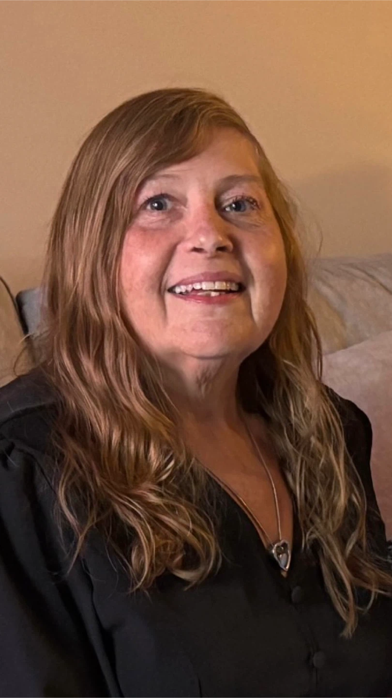 Theresa Cheslock profile