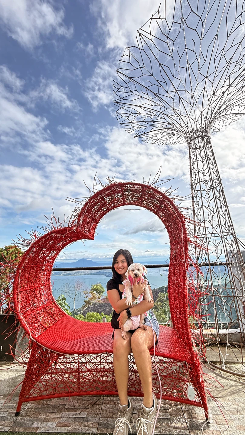 Jyne Custodio profile