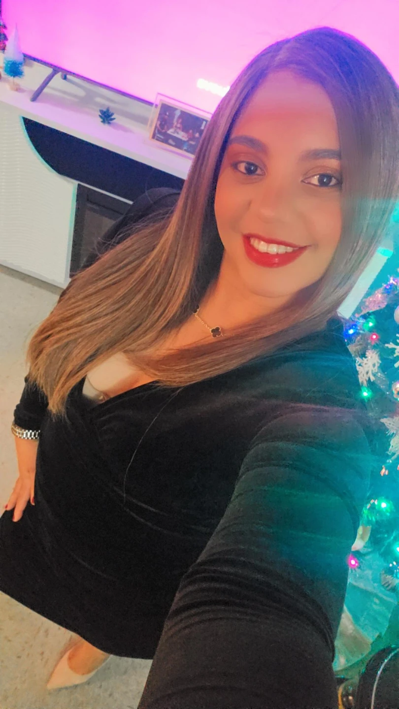 Luisa Reyes profile