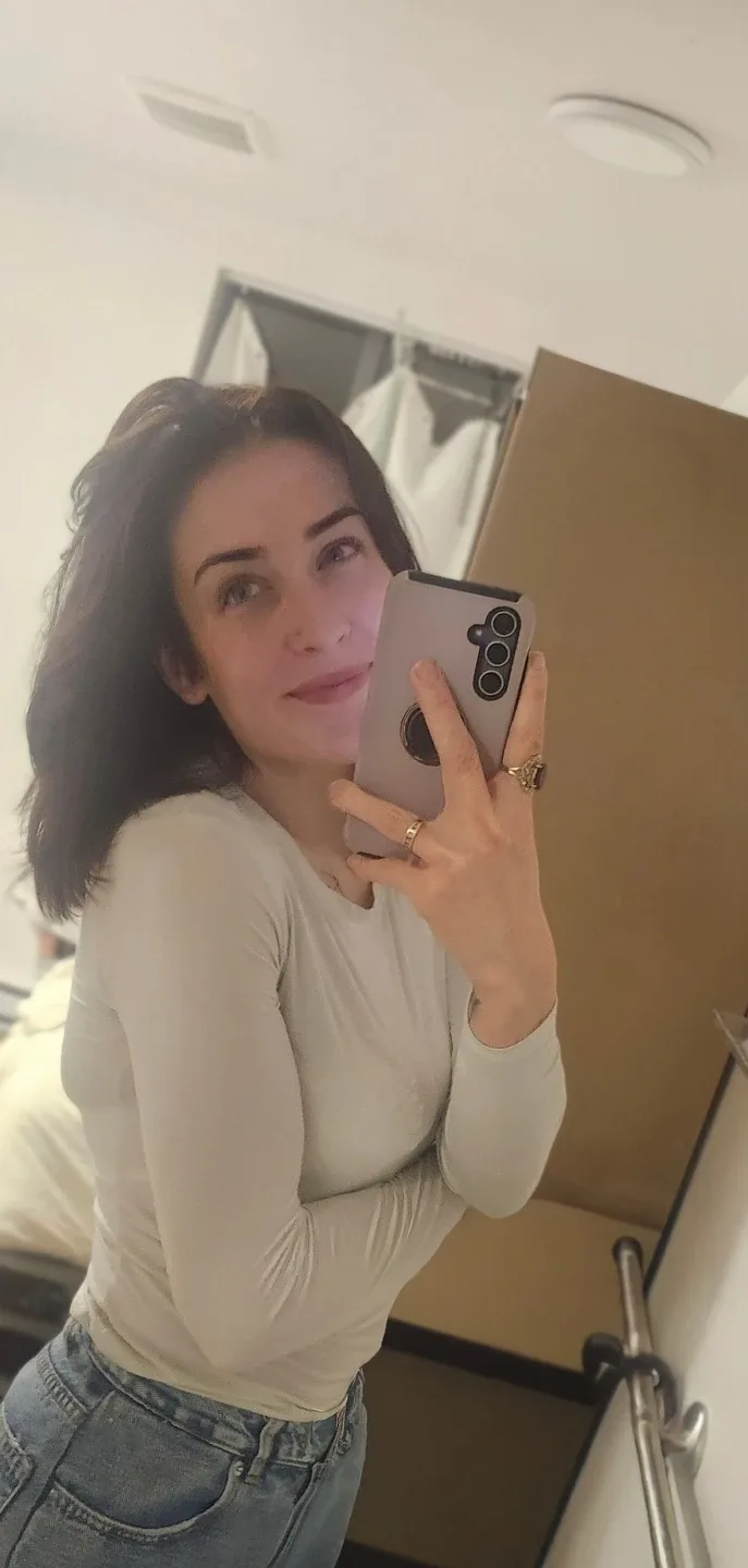 Her Curated Self profile