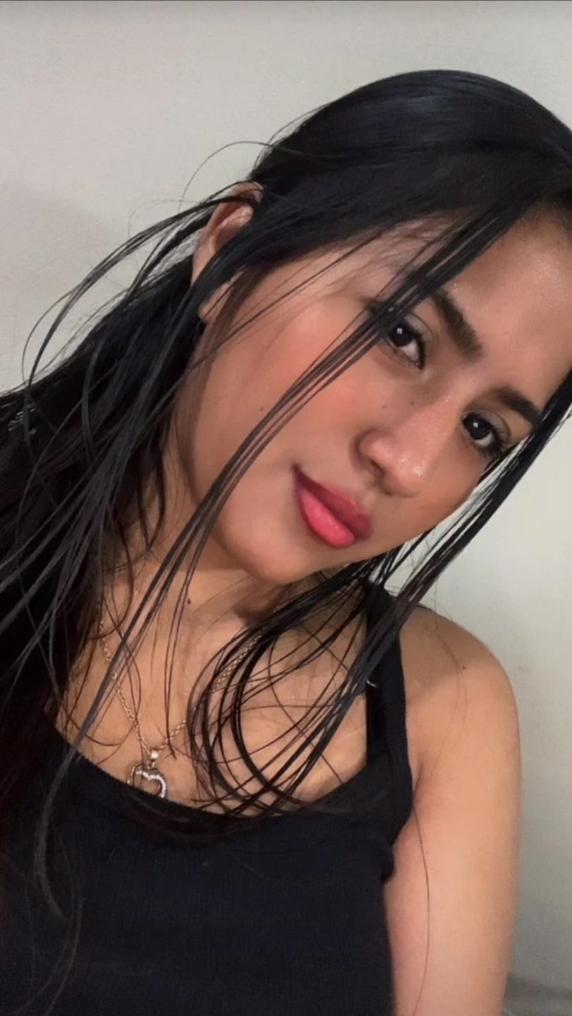 Diana Tenezaca profile