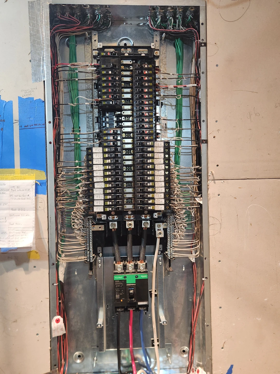 Luis Electrical profile