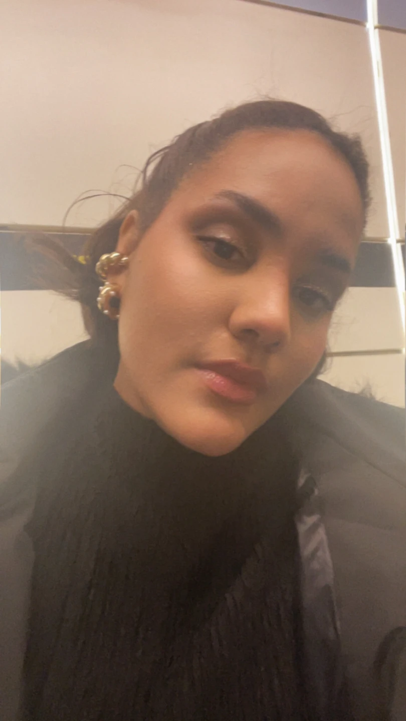 Esmeyrys profile