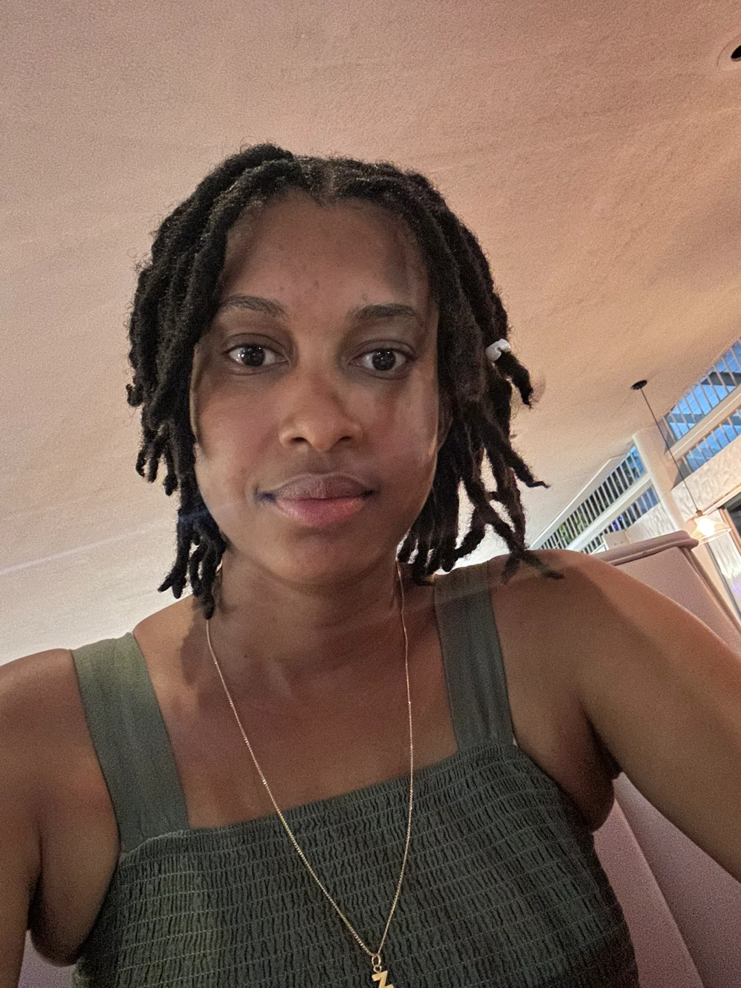 Zinzi profile