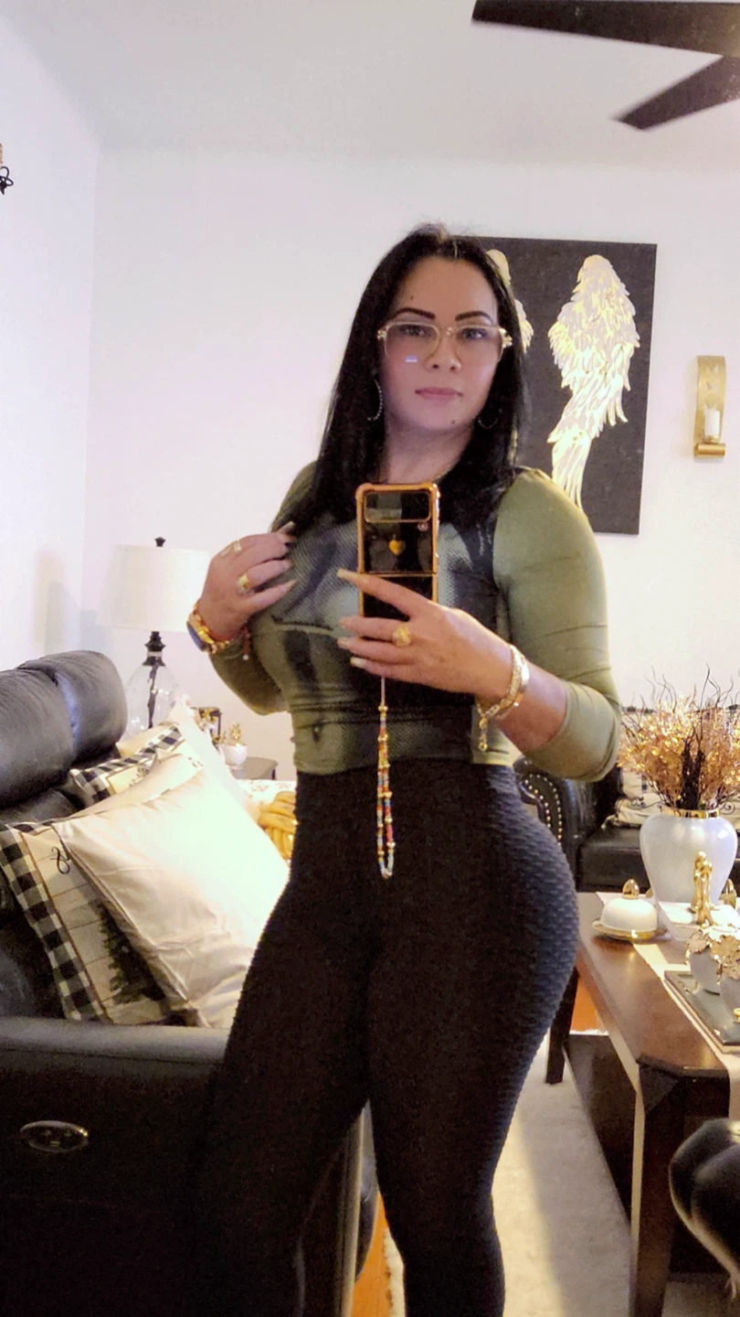 Carolina espinal profile