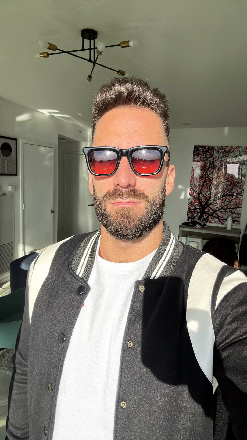 Pol Gonzalez profile