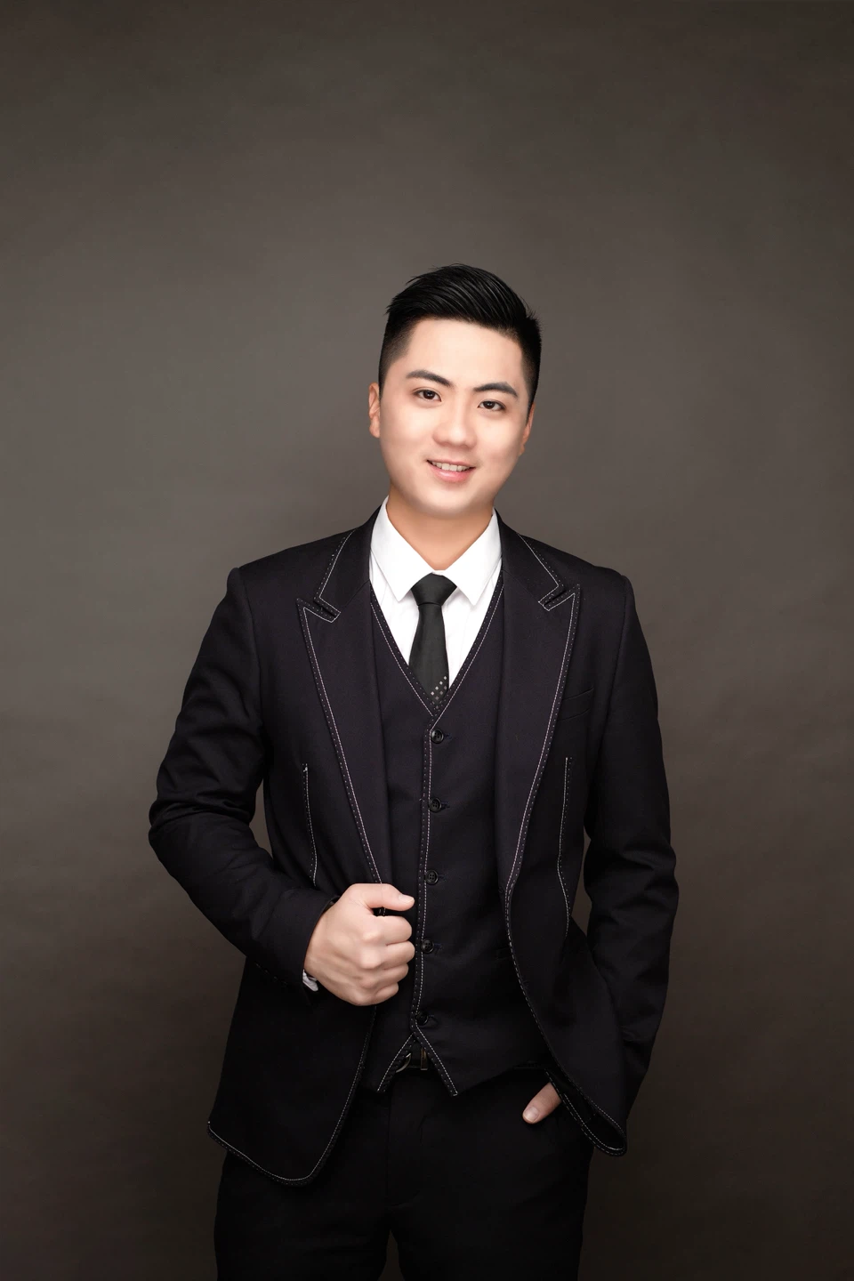 Steven Yang profile