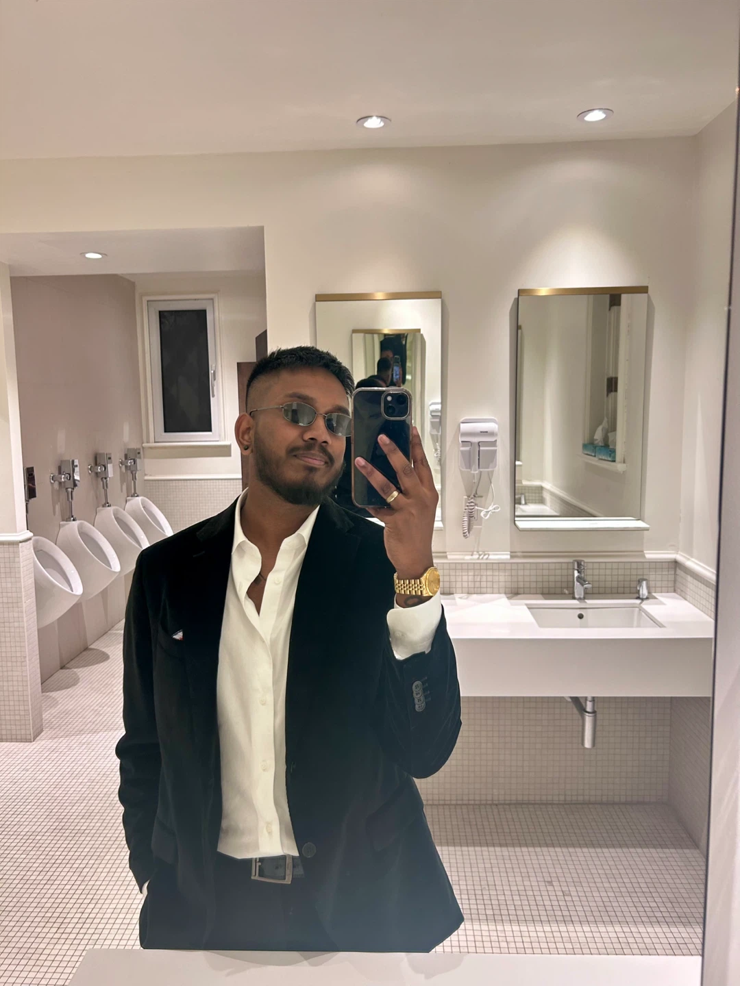 Hari Mahendran profile