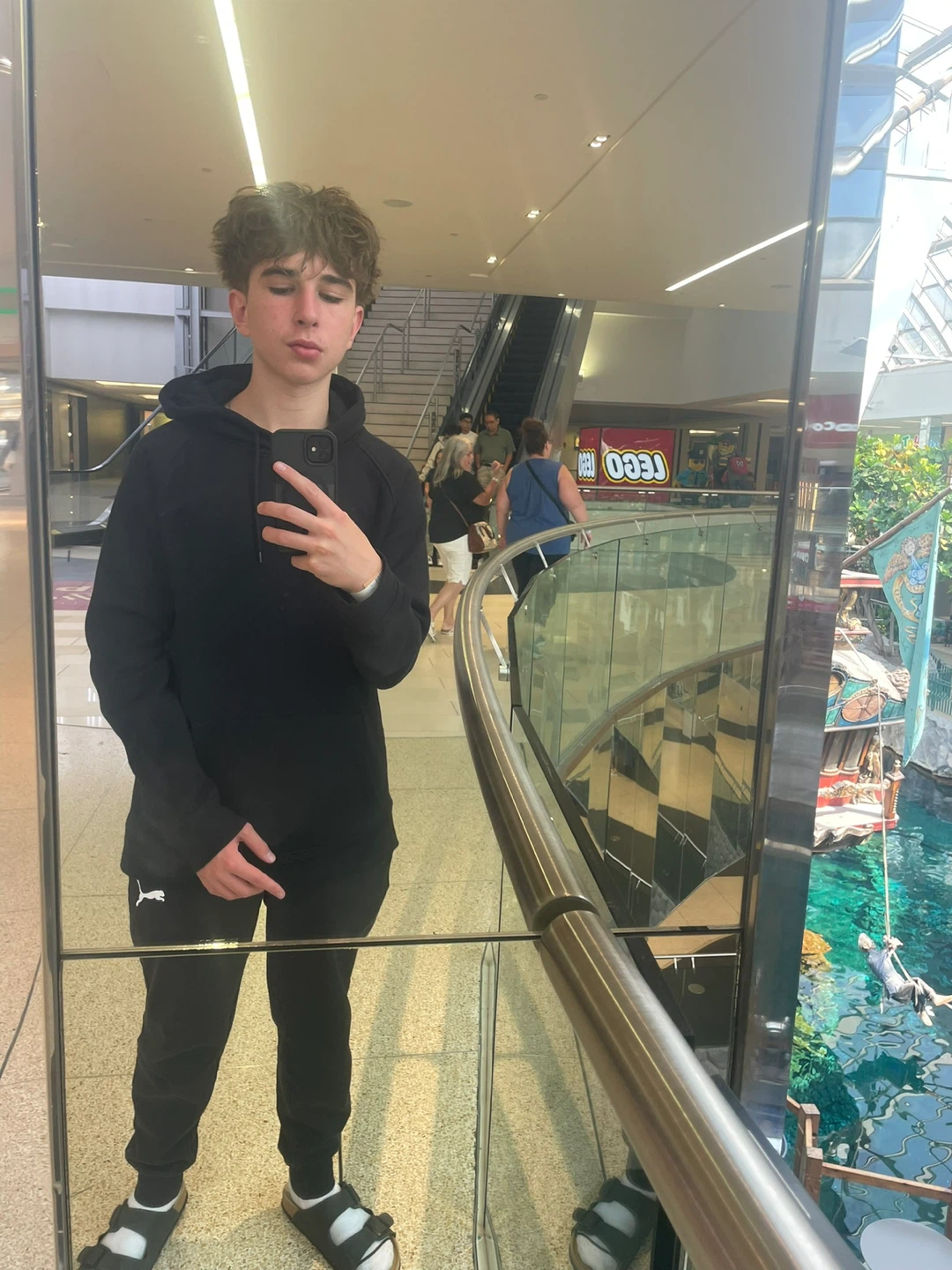 Daniel profile