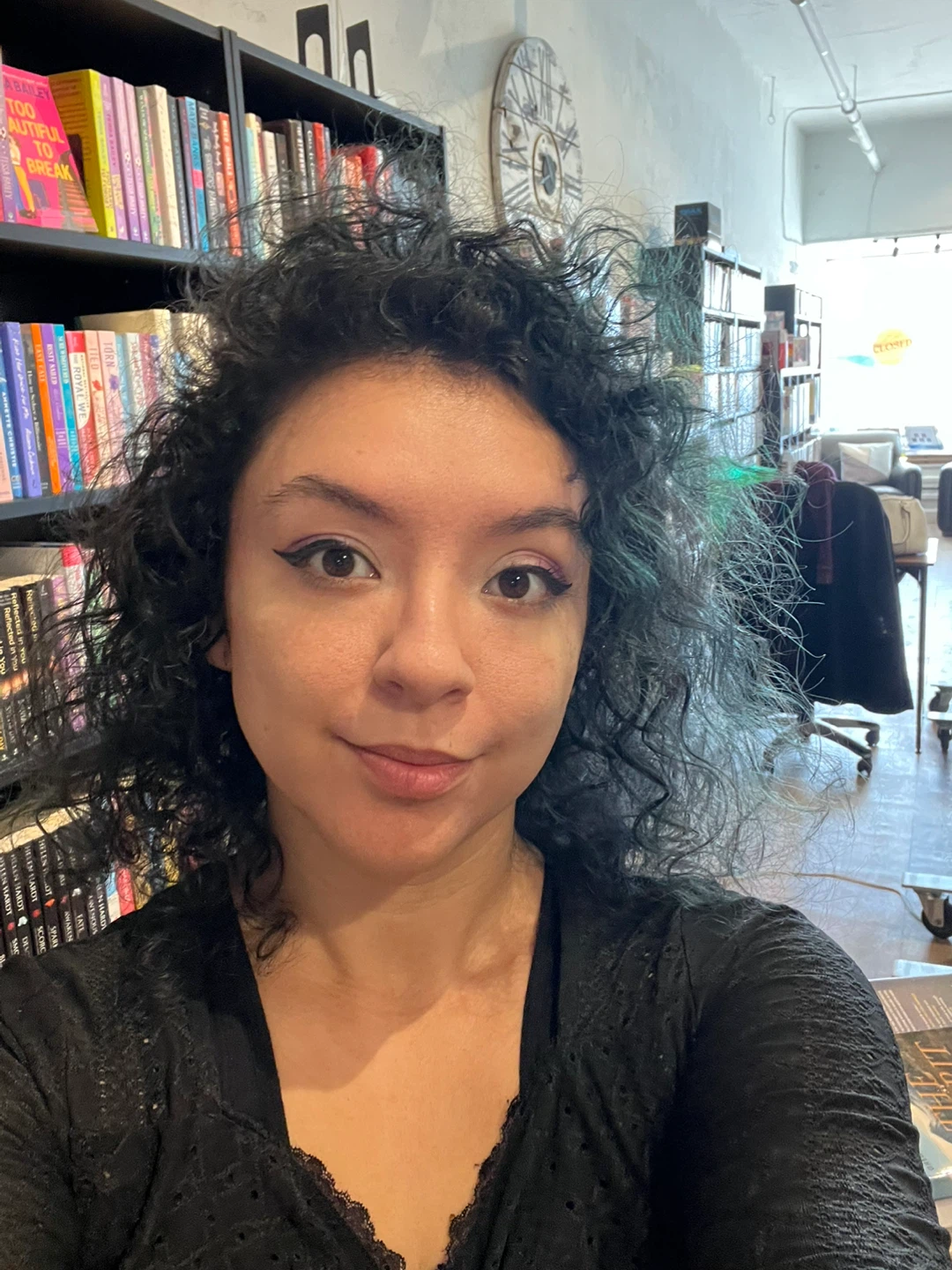 Valentina Correa profile