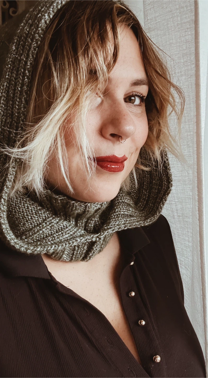 Nicole profile
