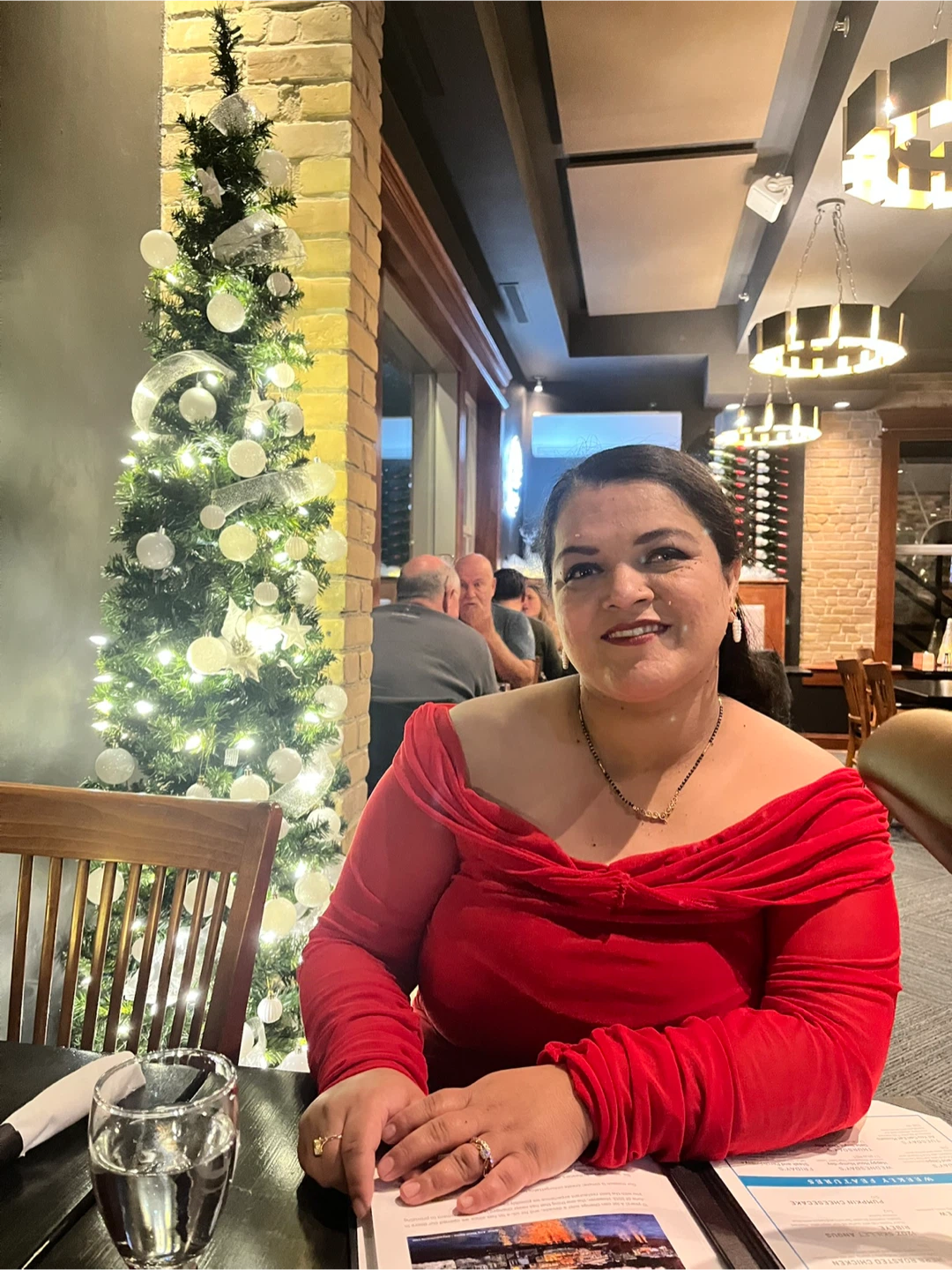 Arti chauhan profile