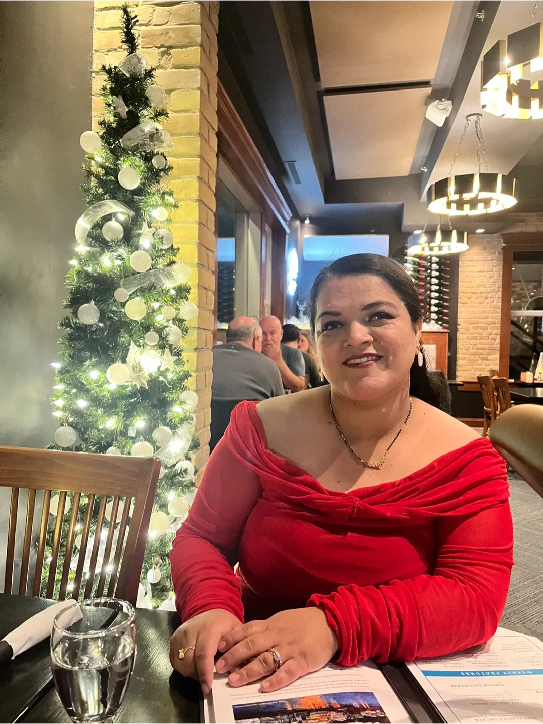 Arti chauhan profile