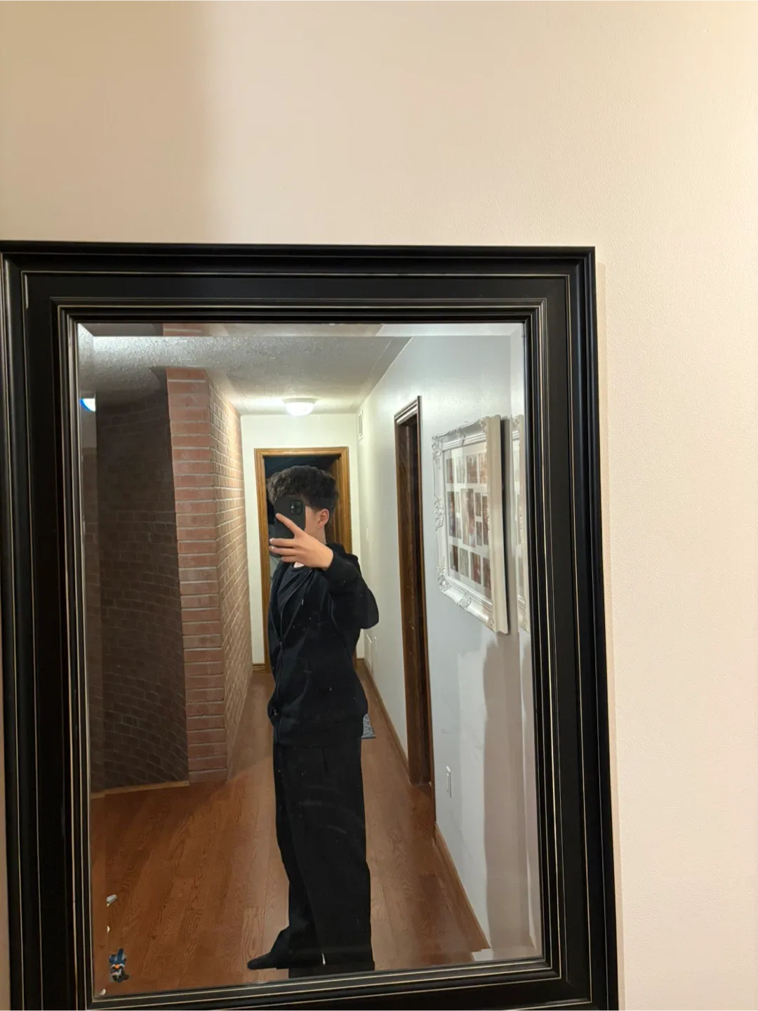 Colin Varvas profile