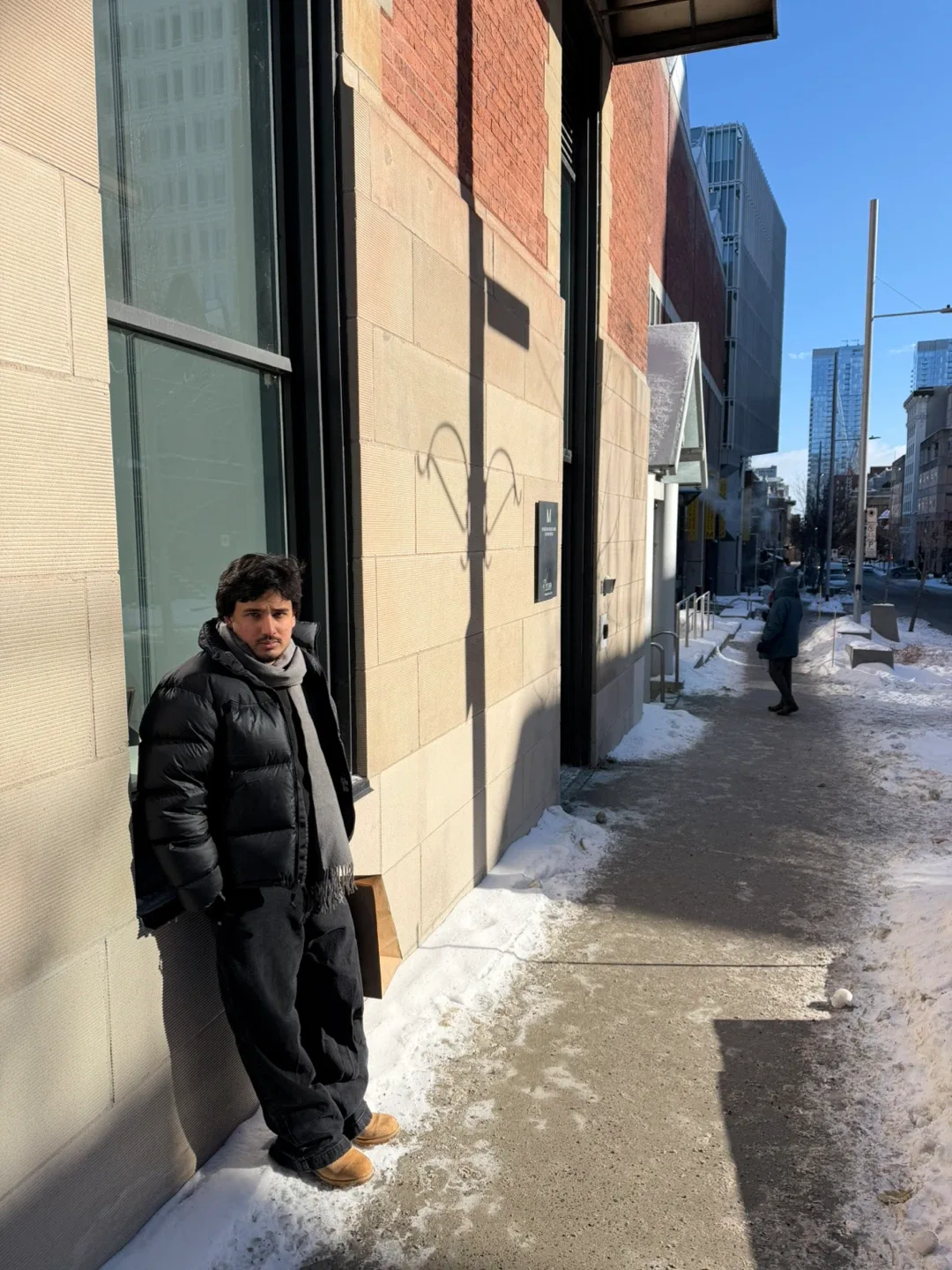 Binyamin Khan profile