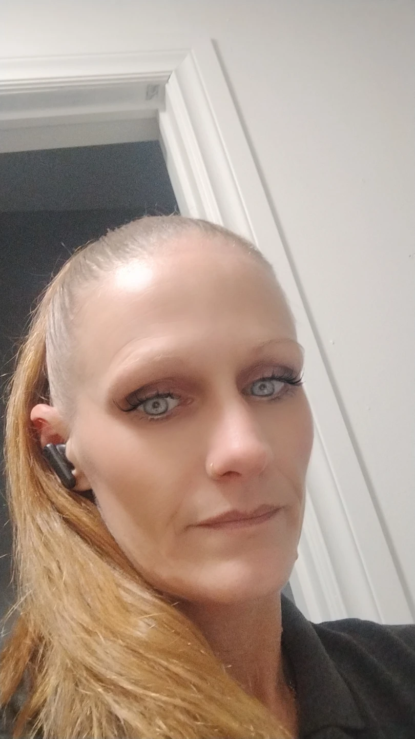 Lindsay profile