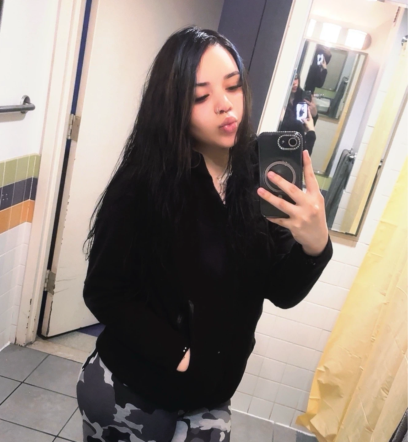 Rosirys Aponte profile