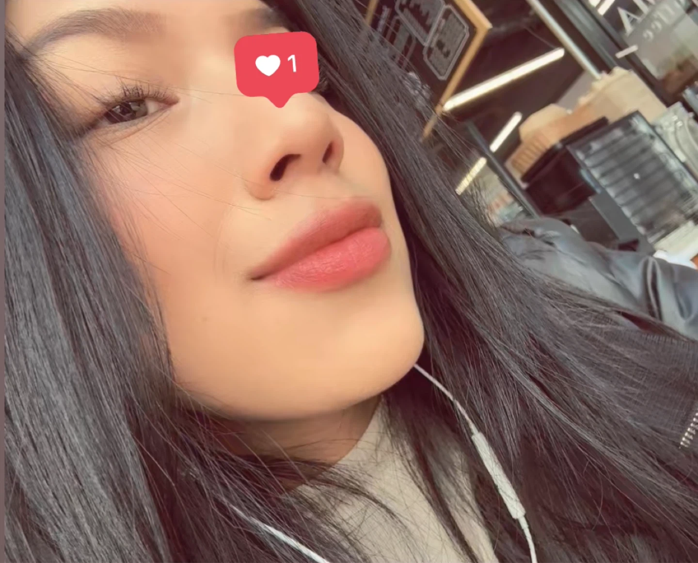 Jacqueline profile