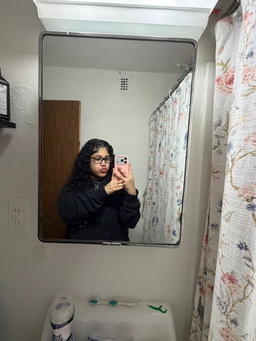 DAYANA B profile