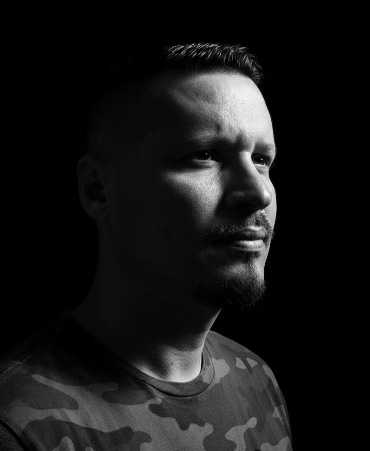 Diego Castelo Branco profile