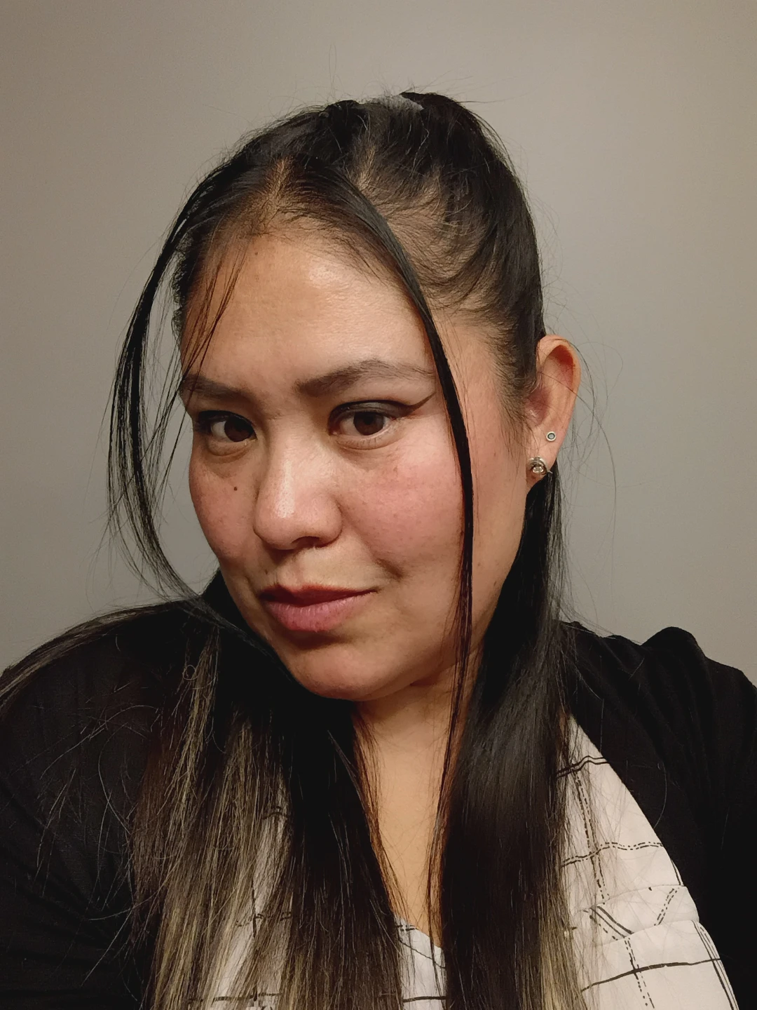 Areli profile