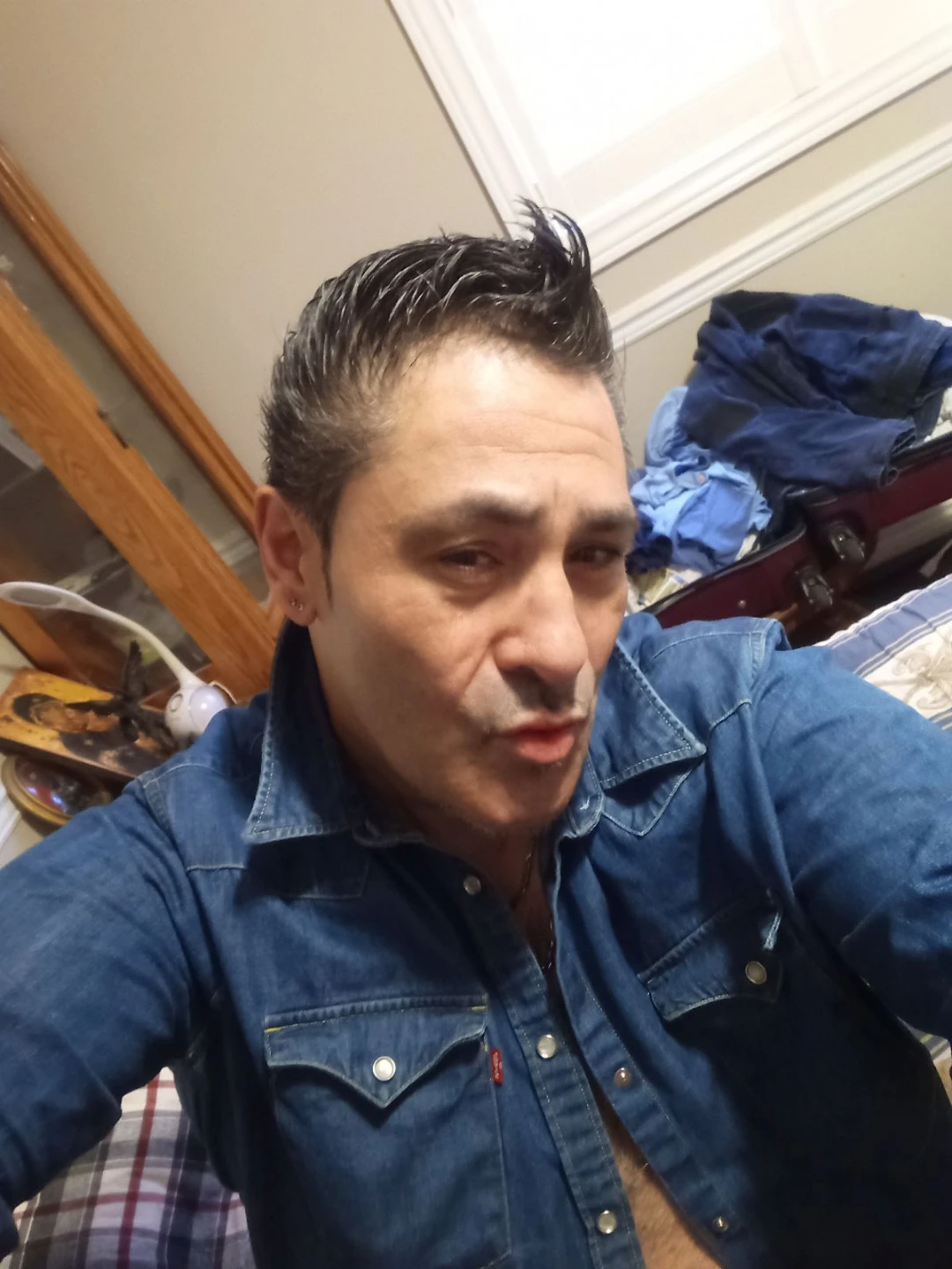 Tony profile
