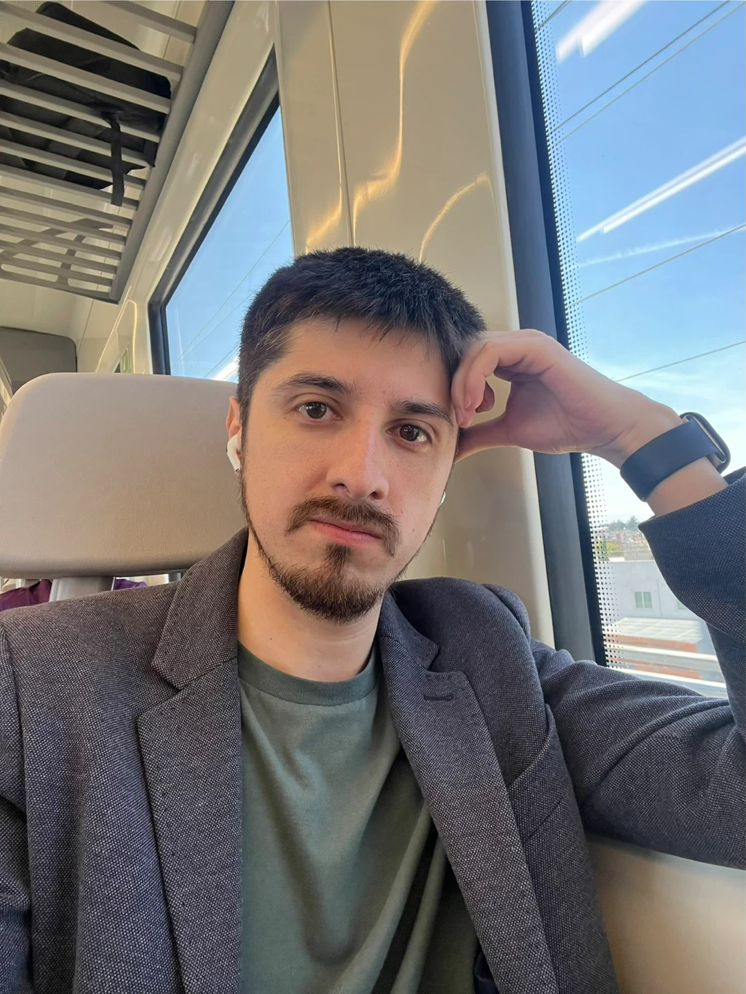 Alejandro Martinez profile