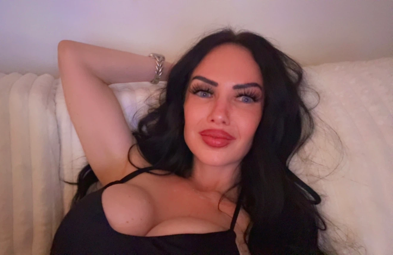Casey Alexandra profile