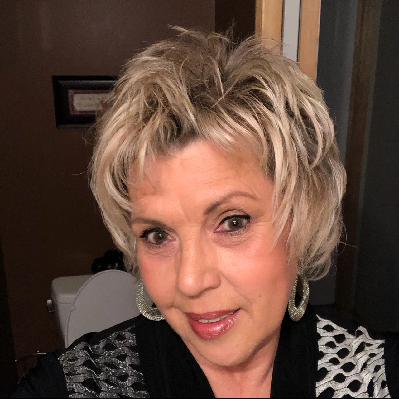 Rhonda profile