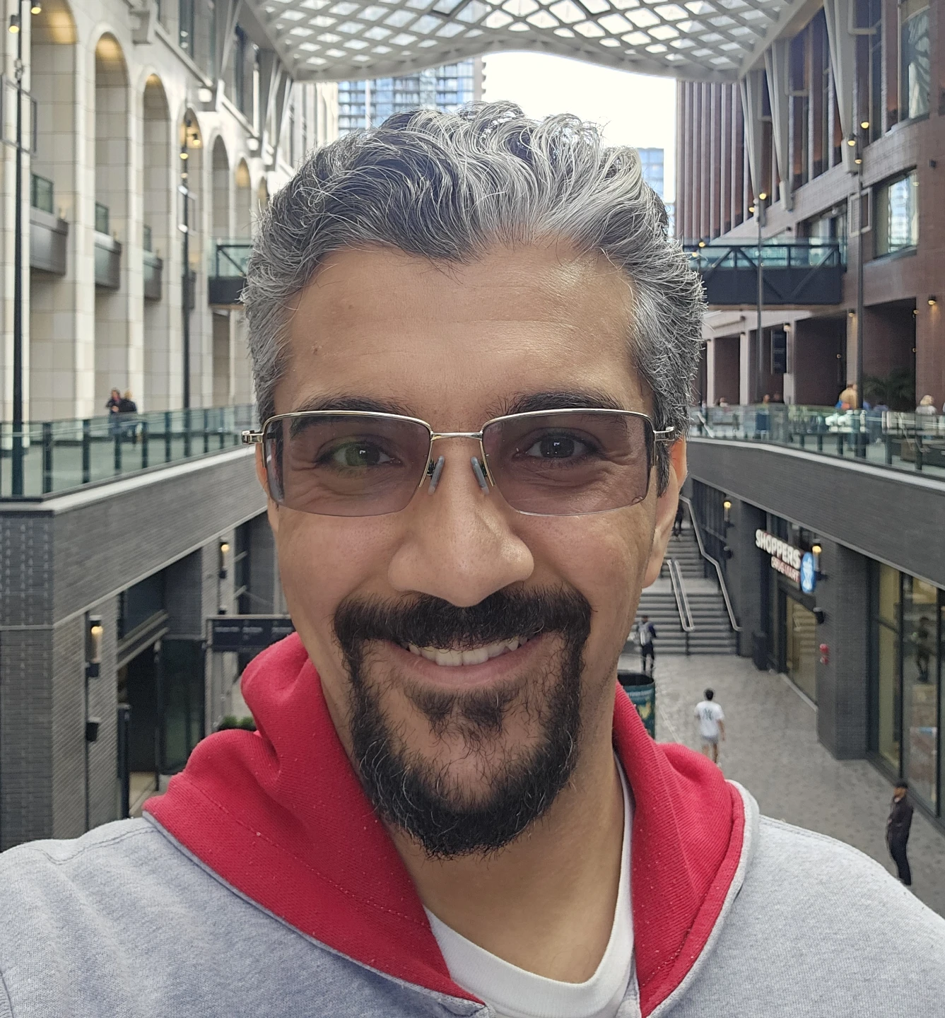 Hussein Ghoneim profile