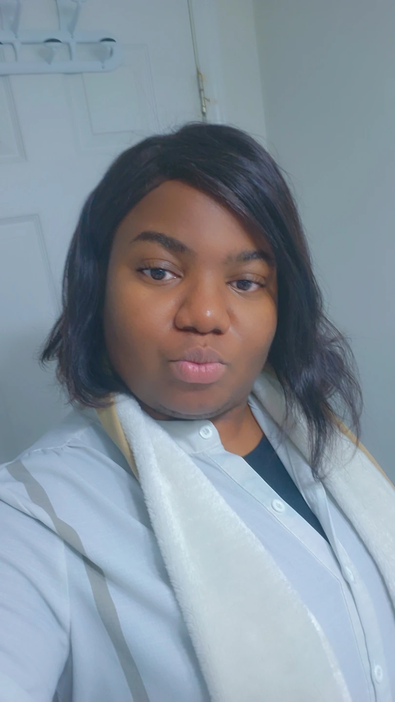 Naomie BIANG profile