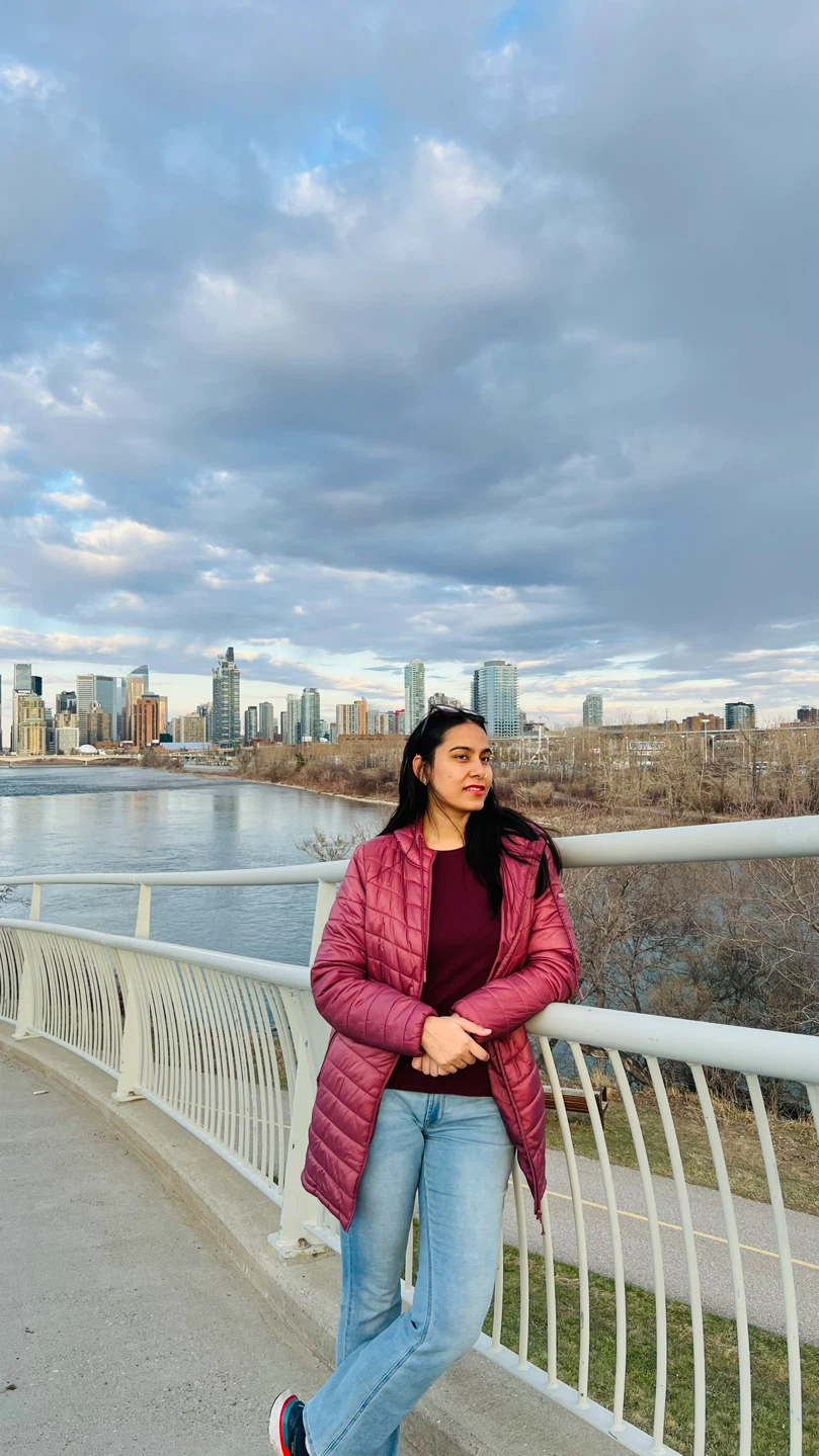 Himani Negi profile