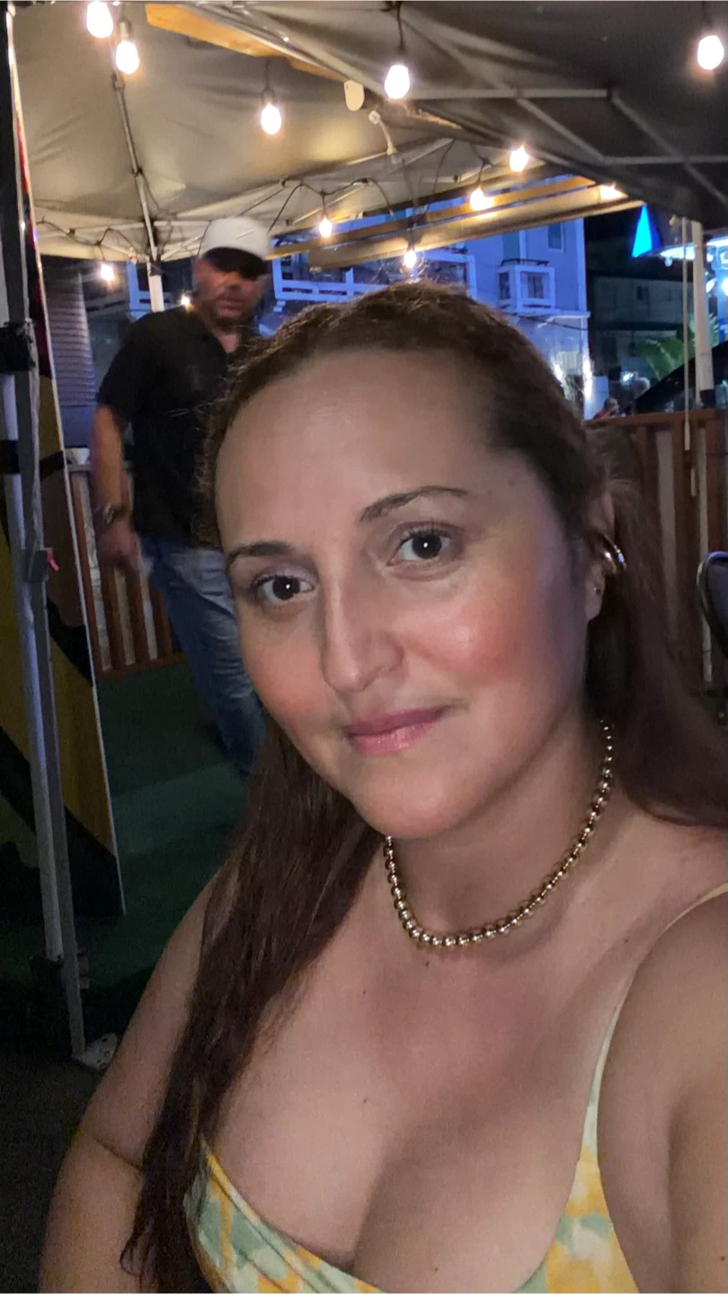 Viviana profile