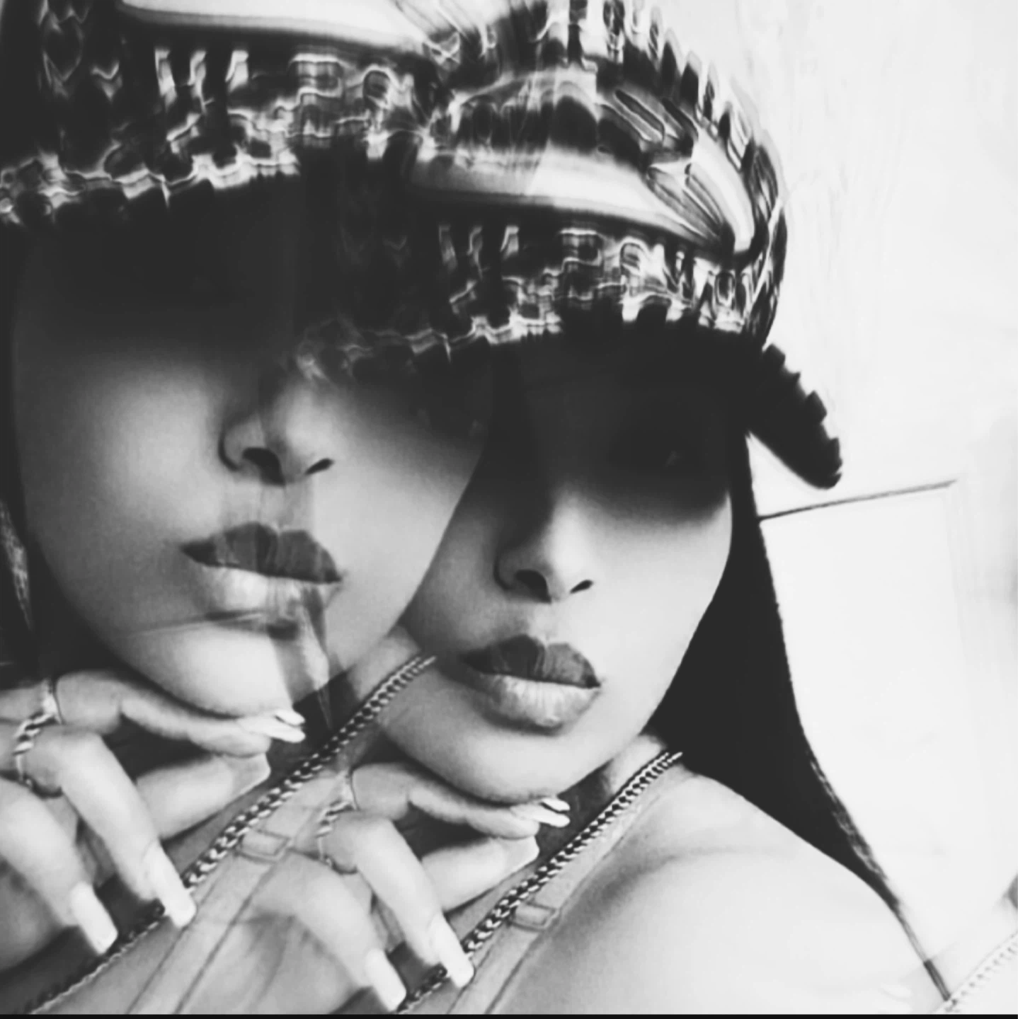 leigh profile