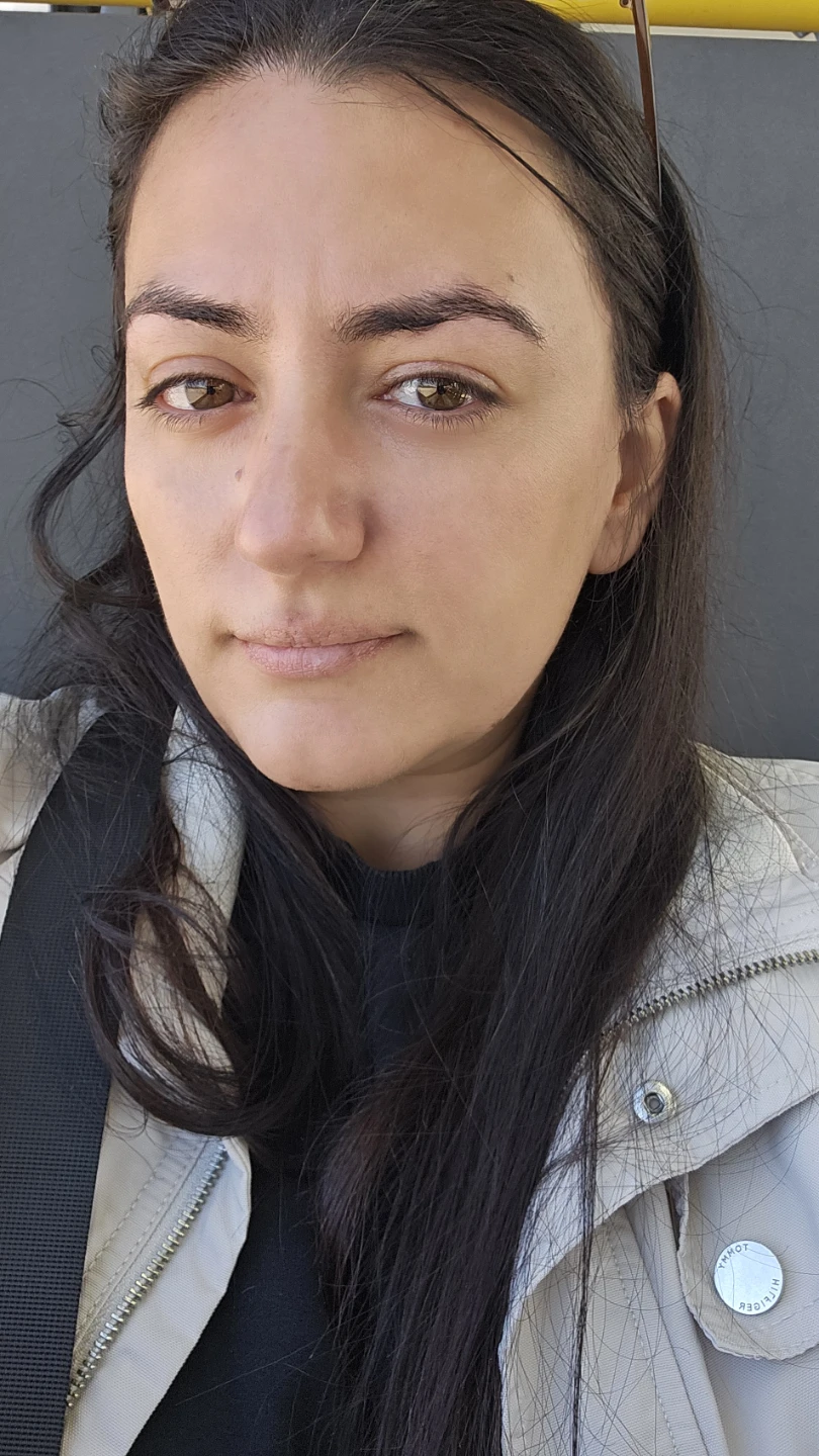 Louiza profile