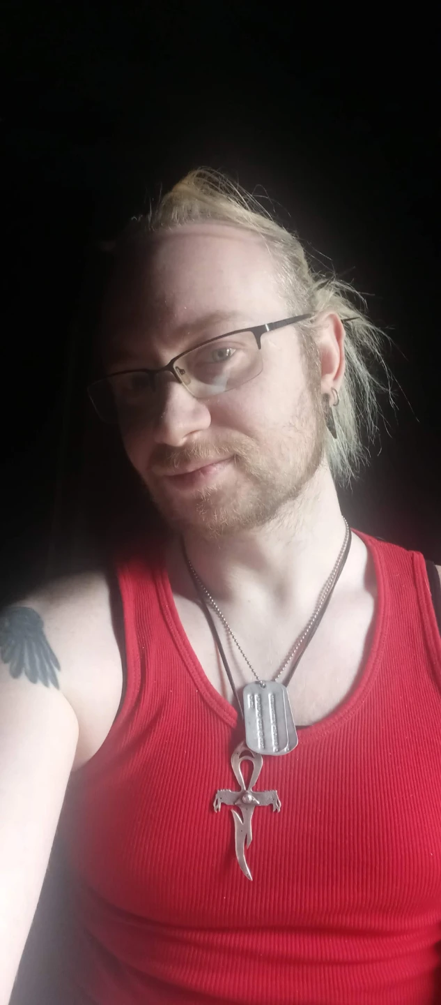 Chris profile