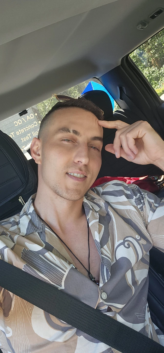 Kiarash profile