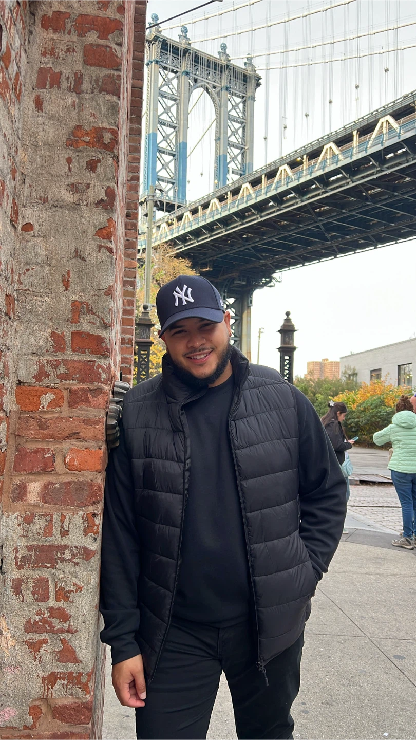 Johnathan Velez profile