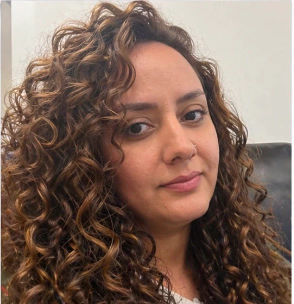 Niloofar profile