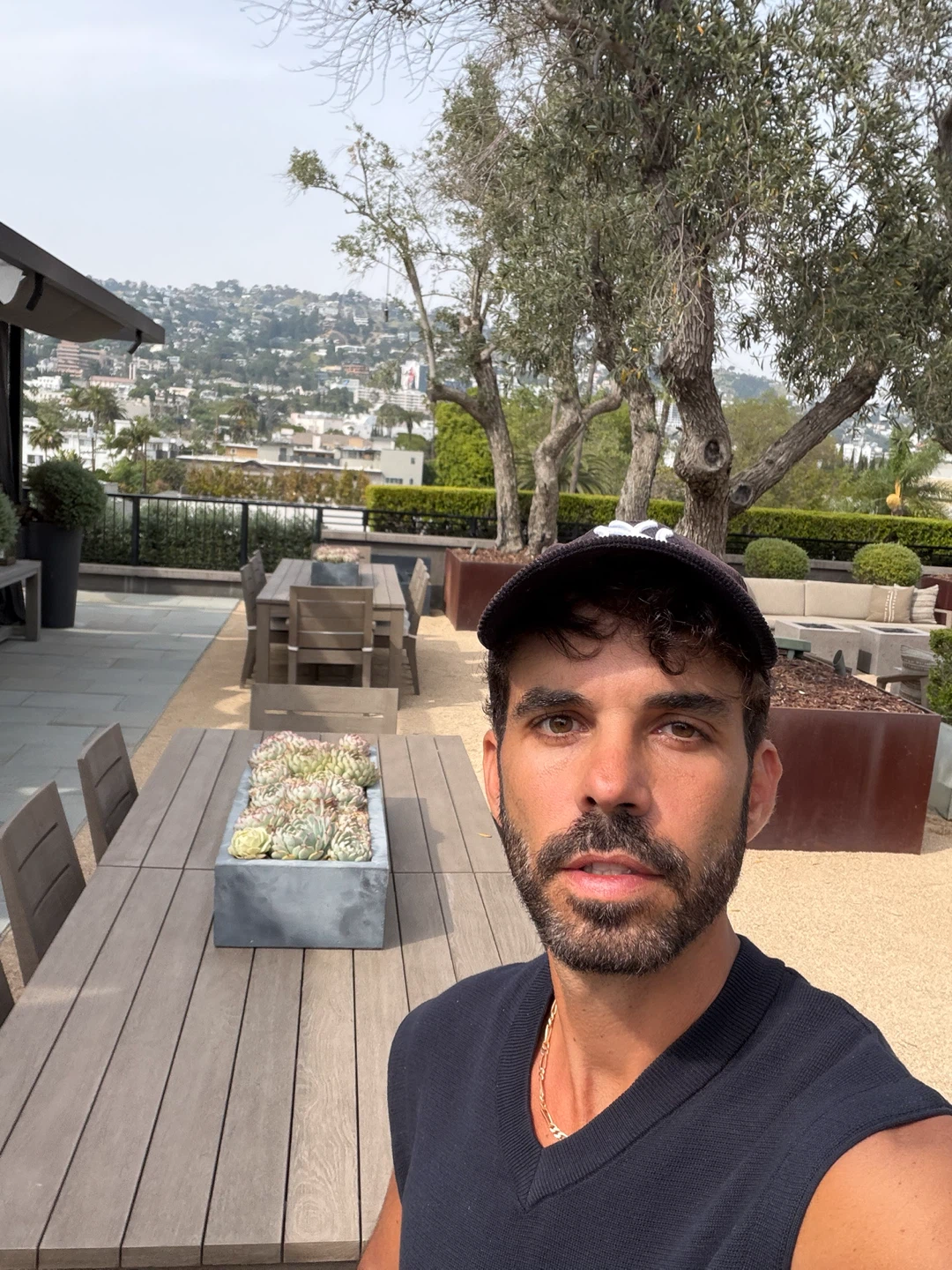 Dan Aviad profile