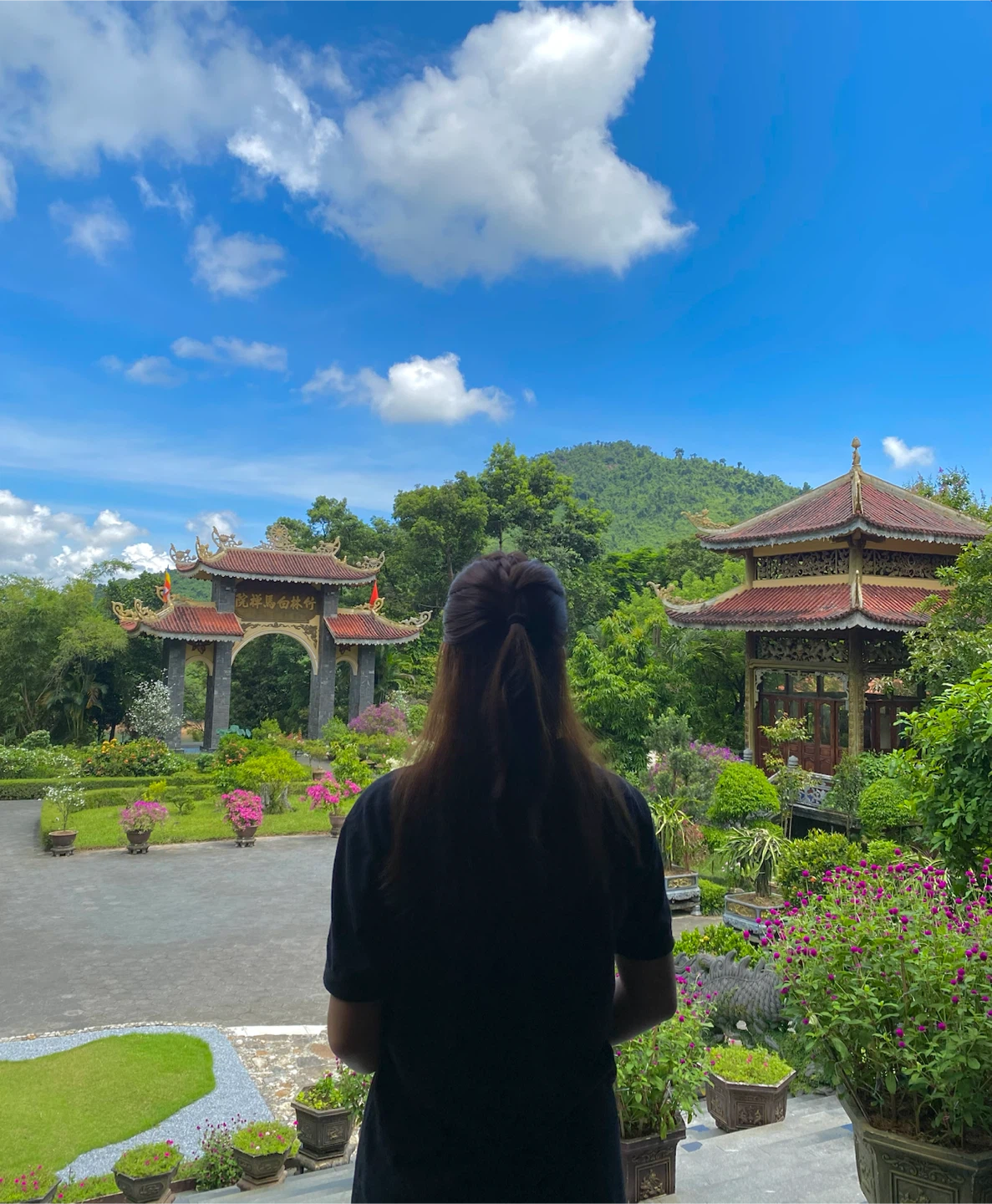 Luna Ng profile