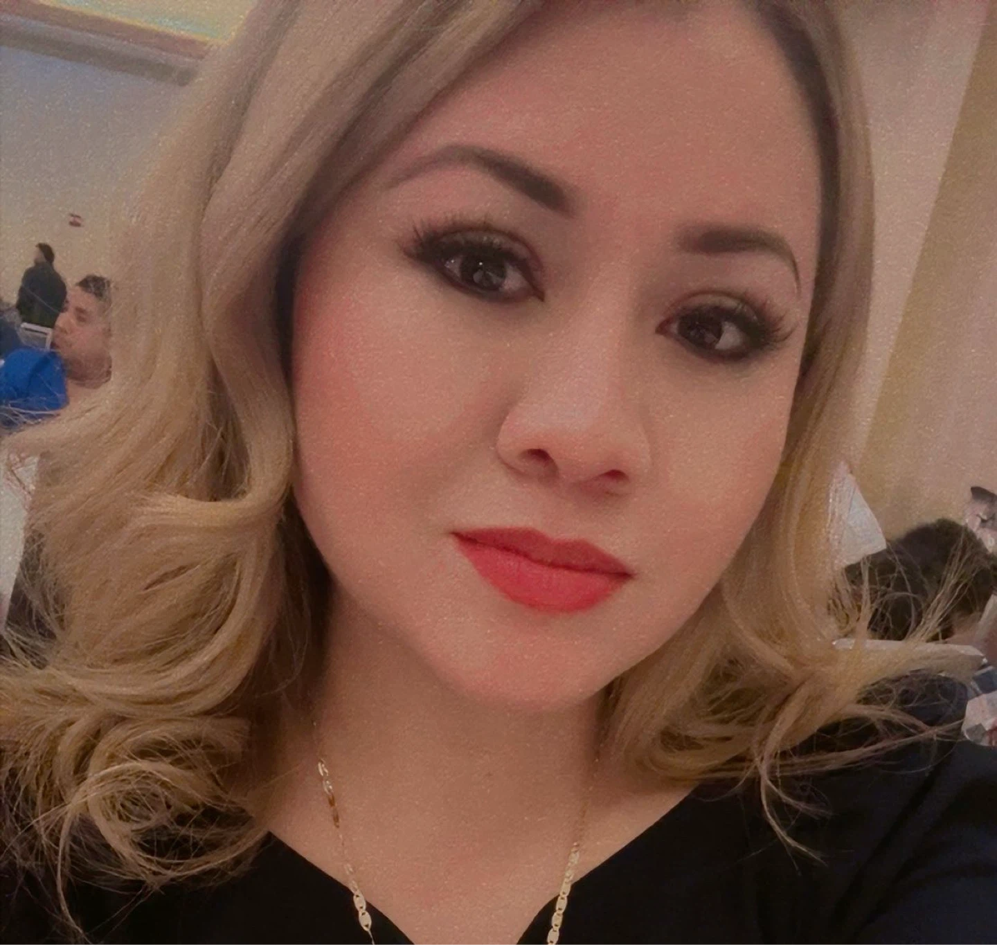 Mayra profile