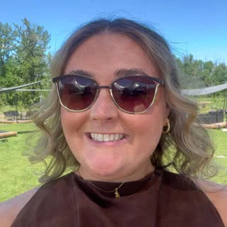 Emily Podhaniuk profile