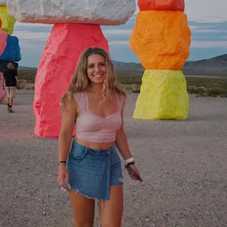 Julianna Shrekgast profile
