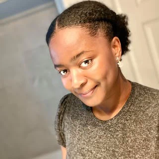 Yinka Fash profile