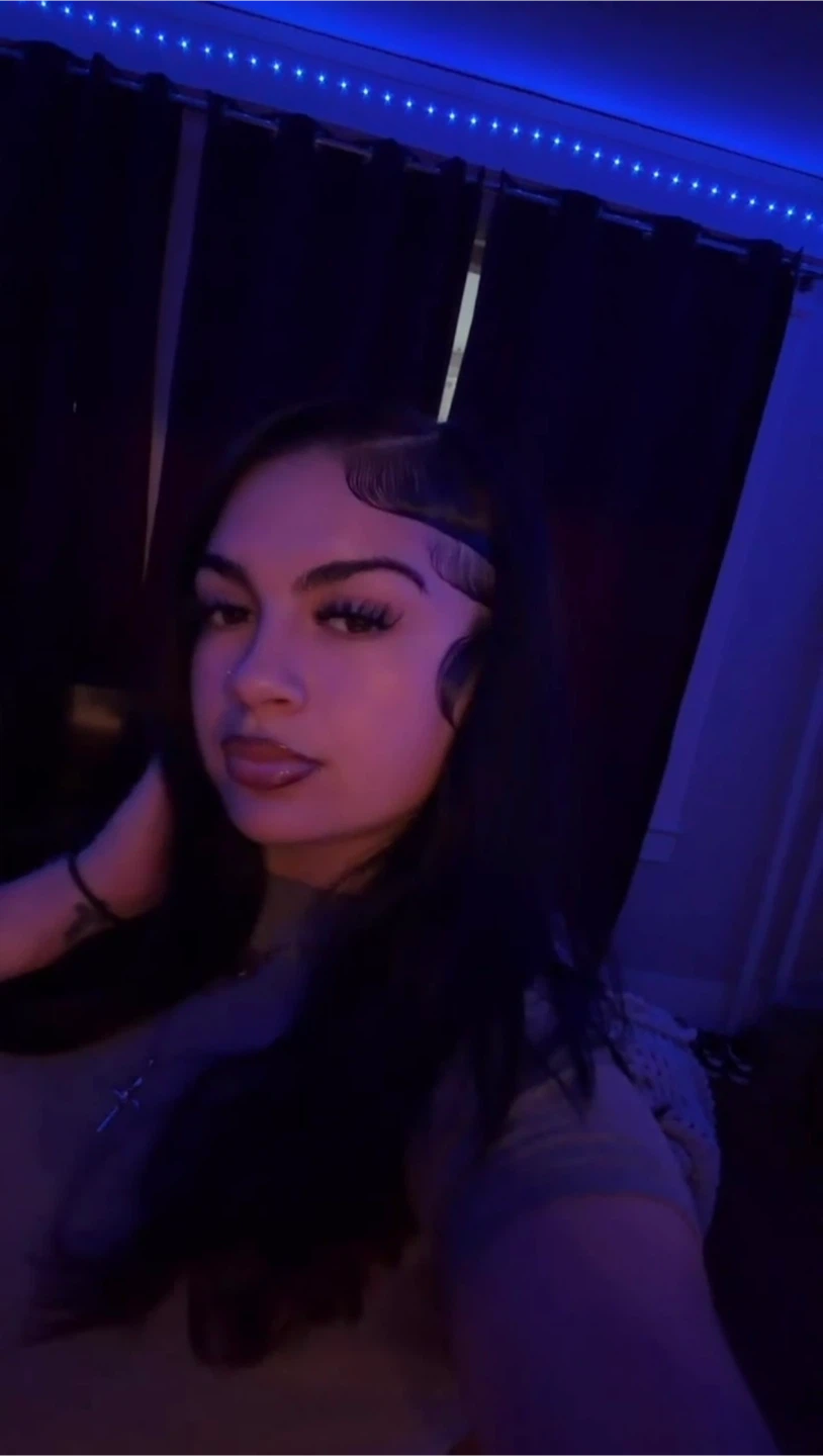 bella profile