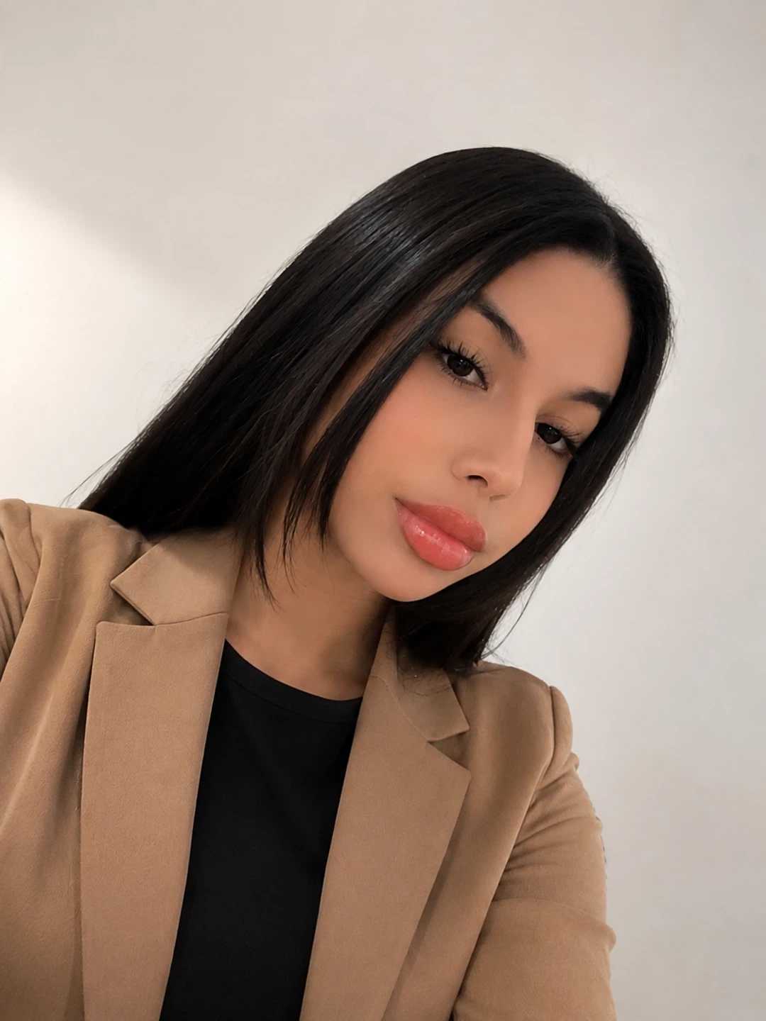 Viviana profile