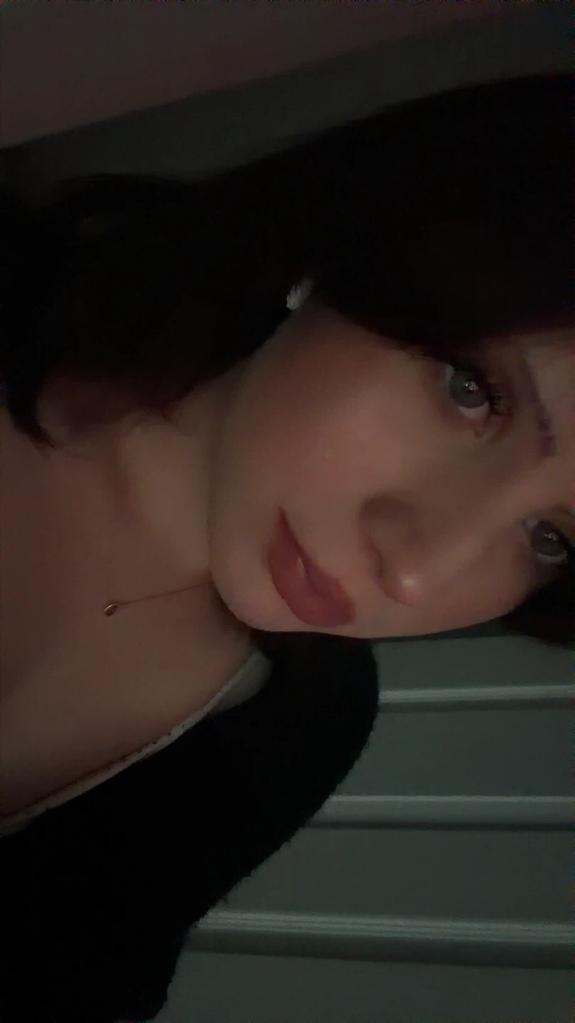 vicky profile